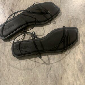 Steve Madden Elegant Black Sandals